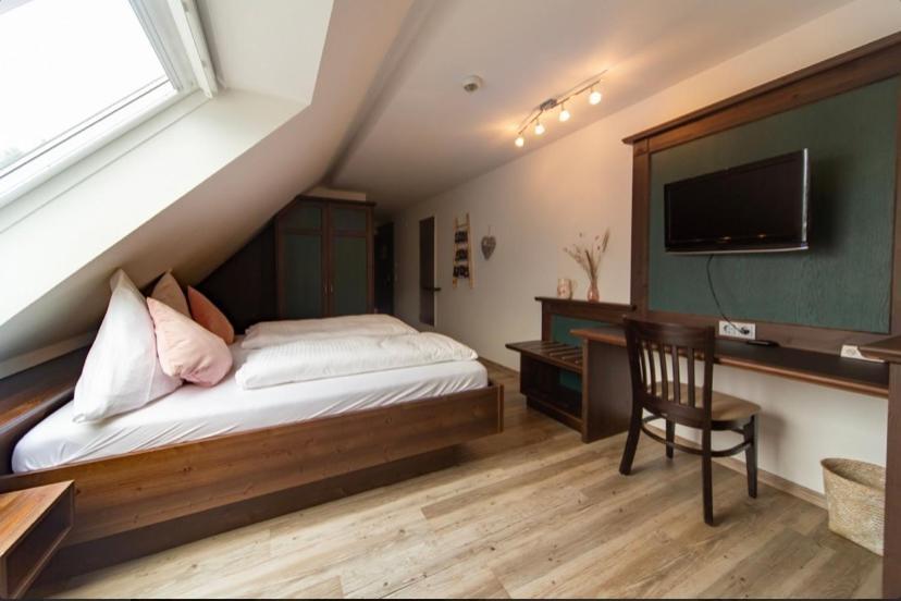 Hotel Restaurant Auerhahn Bad Wildbad Esterno foto