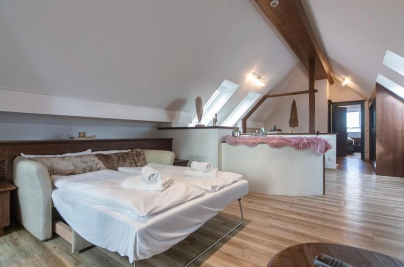 Hotel Restaurant Auerhahn Bad Wildbad Esterno foto