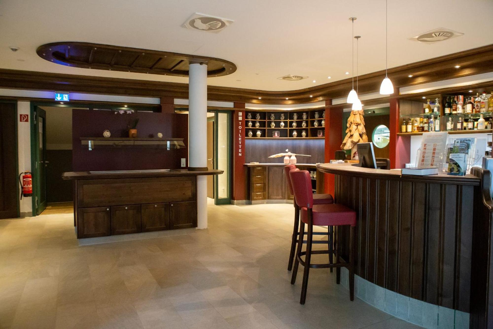 Hotel Restaurant Auerhahn Bad Wildbad Esterno foto